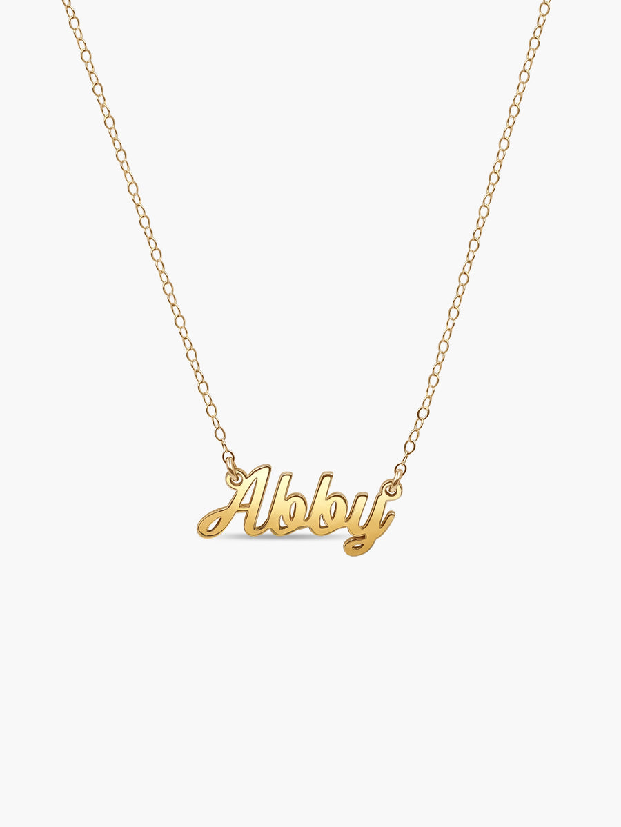 Abby Uppercase Nameplate Necklace – Retail Therapy Jewelry